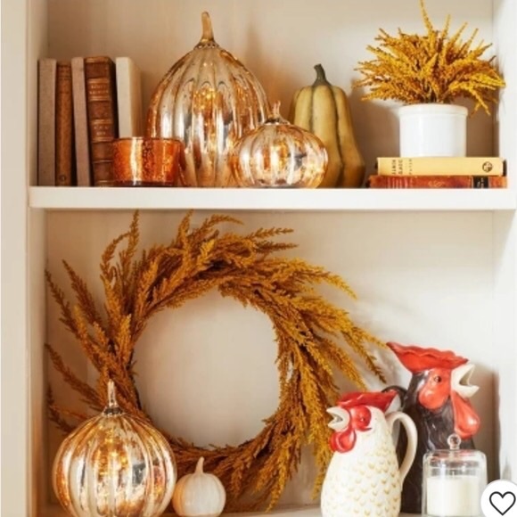 22” Threshold GoldenRod wreath - Picture 5 of 5